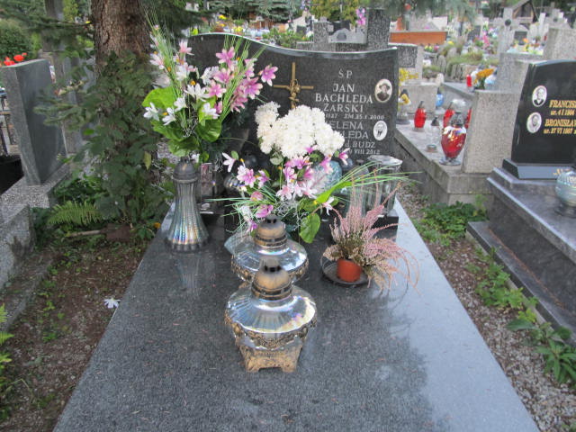 Grób Helena Bachleda Żarska