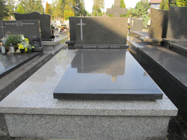 Grób Henryk Bury