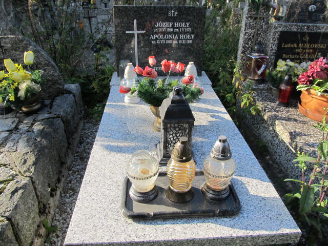 Grób Józef Hoły