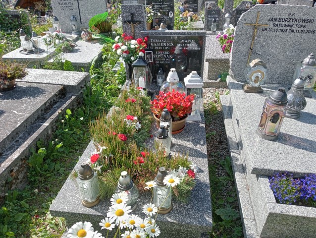 Grób Tomasz Gąsienica Mracielnik